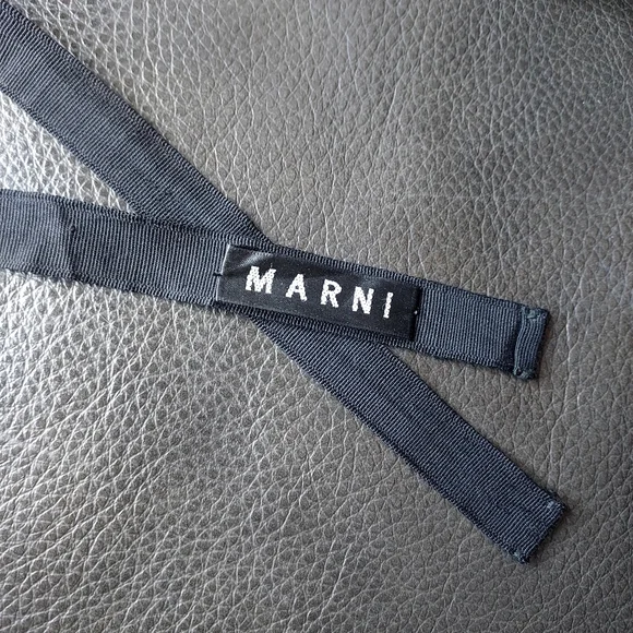 MARNI for H & M White Floral Necklace - Picture 2 of 6